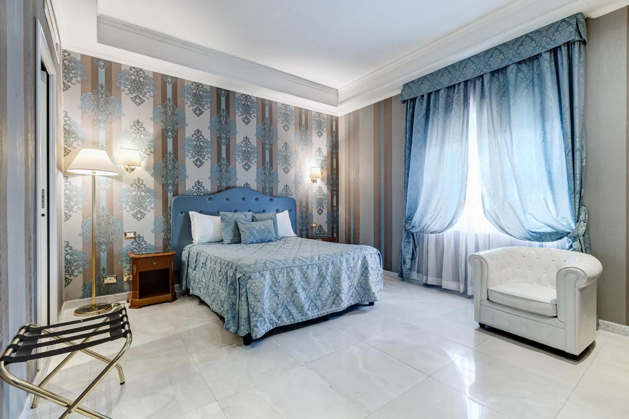 Navona Queen Rooftop Pensionat 2*